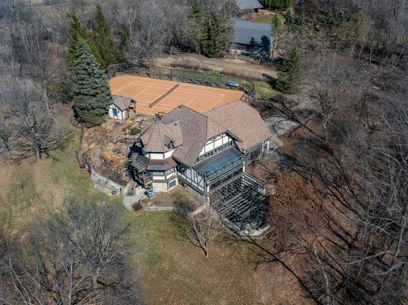 6700 Game Farm Rd E, Mound, MN 55364