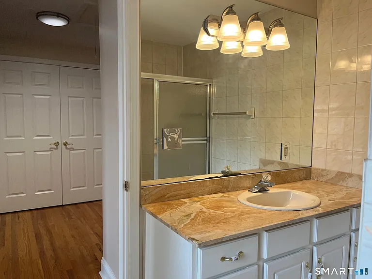 56 East Ave — Photo 15