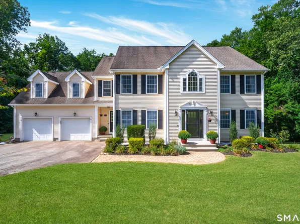 77 Falls Landing Road, Deep River, CT 06417