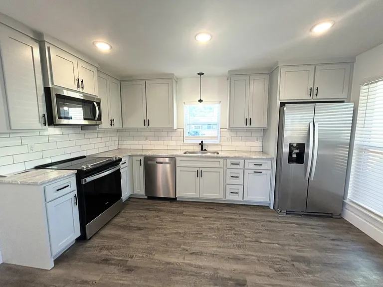 1453 S Washington Ave #1 — Photo 3