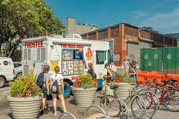 Rented by MySpaceNYC | media 19