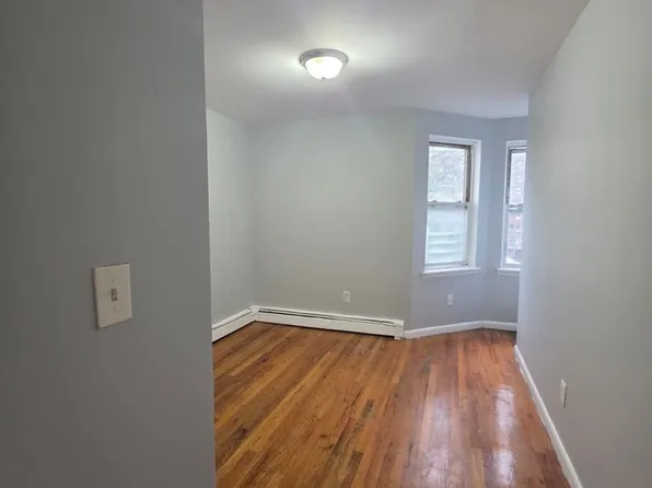 64 Jackson St, Yonkers, NY