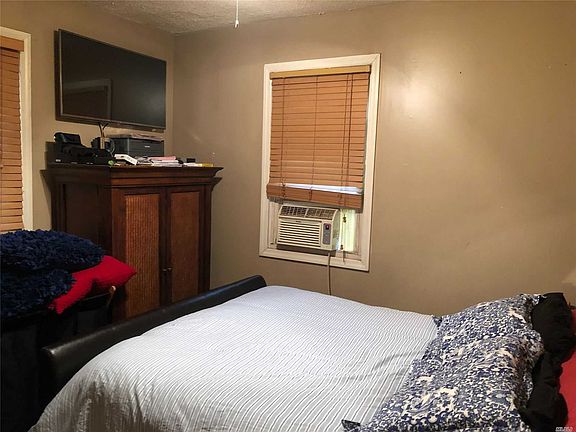 5th image of 11840 236th St
