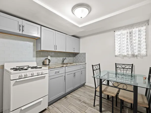 234 East 54th Street image 18 of 30