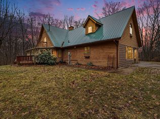 4360 S Maple Island Rd, Fremont, MI 49412