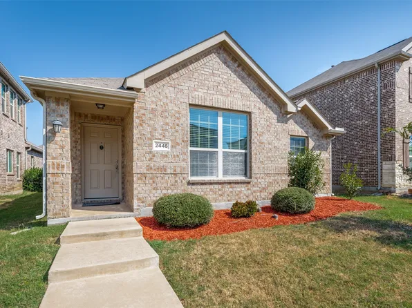 2445 Dolostone Dr, Aubrey, TX 76227