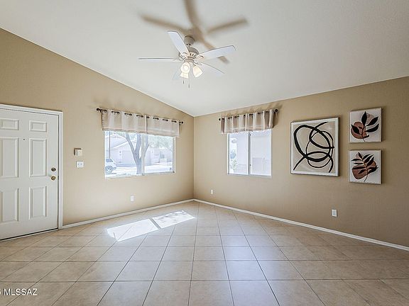 4th image of 2072 W Double Eagle Dr