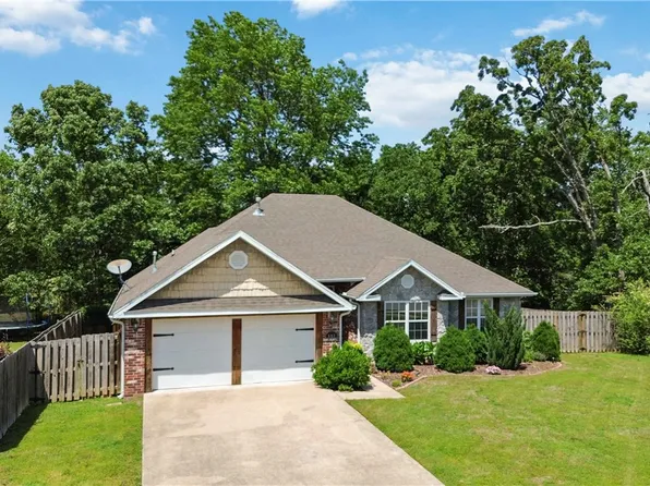 603 Highland Ct, Siloam Springs, AR 72761