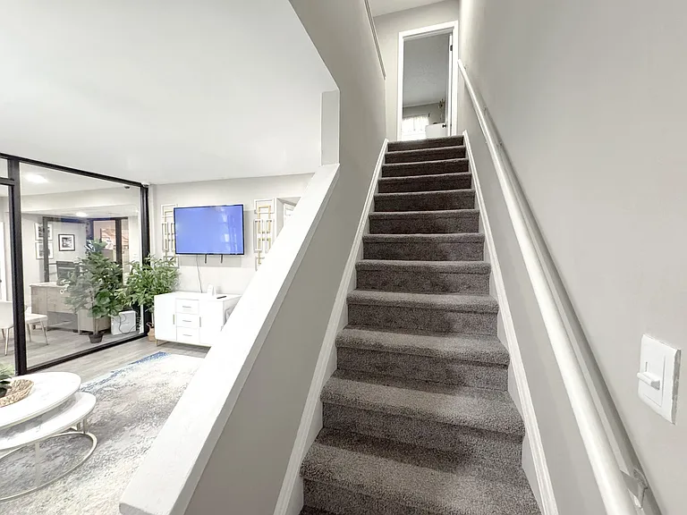 Reserve at Hillcrest — Photo 9