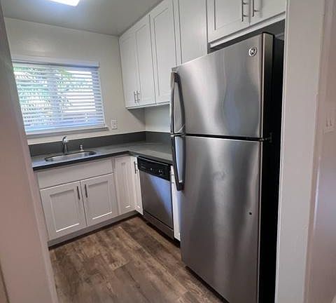 4th image of 364 W Olive Ave APT 9