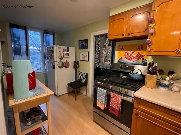 (undisclosed Address), Somerville, MA 02143