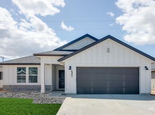 4951 W Riva Capri St, Meridian, ID 83646