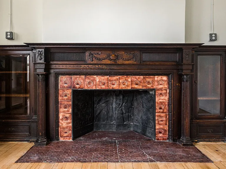 Goodell Manor — Photo 39