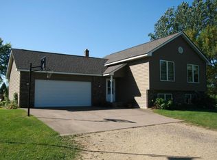 2028 Cedar St, Lino Lakes, MN 55038