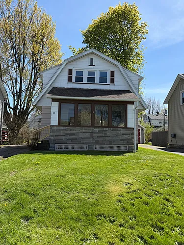 69 Falmouth St Photo 1