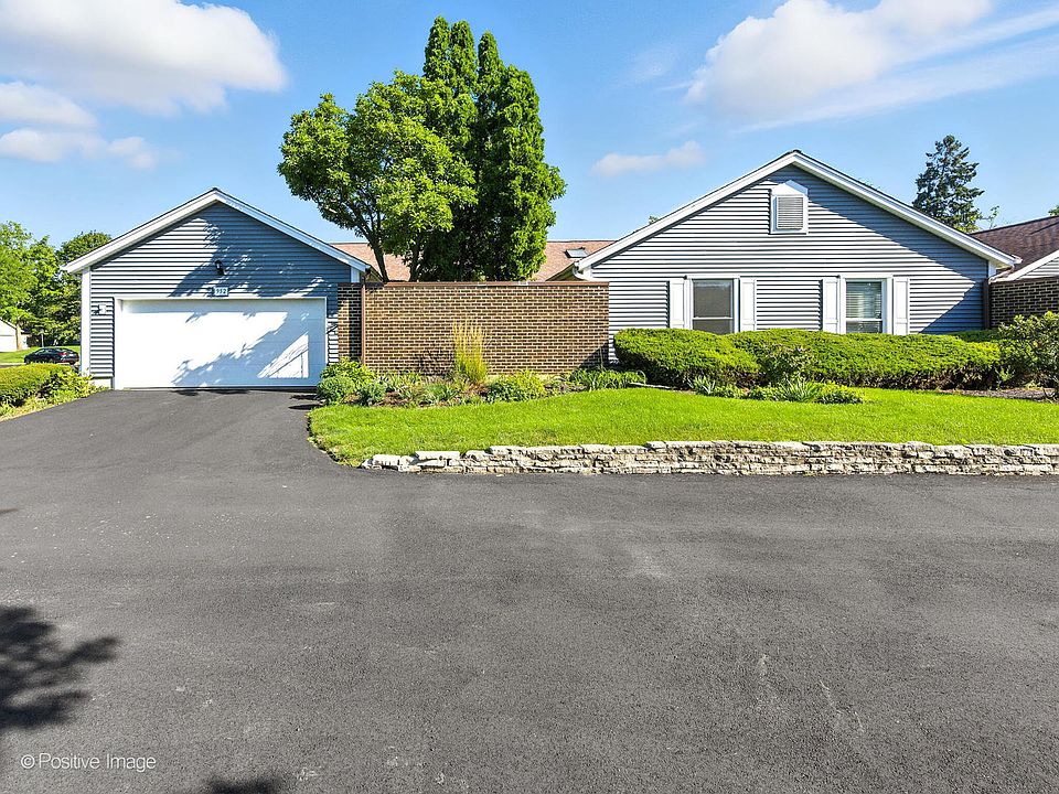 2nd image of 952 Dartmouth Dr