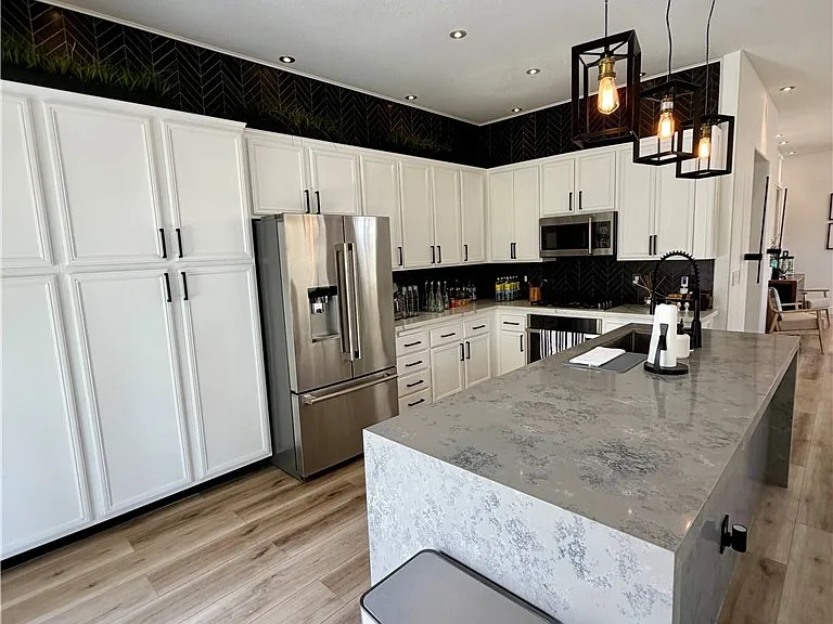 10317 Summer River Ave — Photo 6