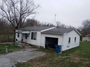 314 Douglas St, Anna, IL 62906