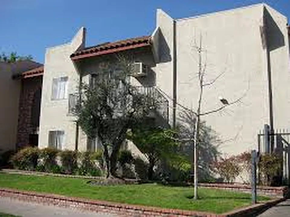 Sun Valley Apartments