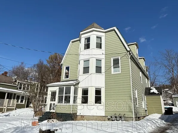 384 Saint Paul St #2, Burlington, VT 05401