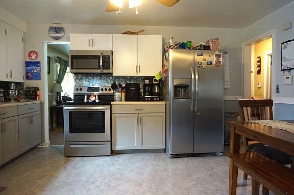 3rd image of 22 Franklin Ave