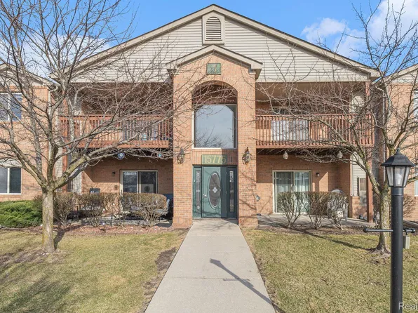 15775 Lakeside Dr APT 5, Southgate, MI 48195