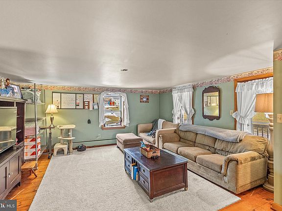 5th image of 4859 Glenville Rd