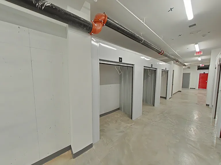 2441 Campus Shore Dr #307 — Photo 38