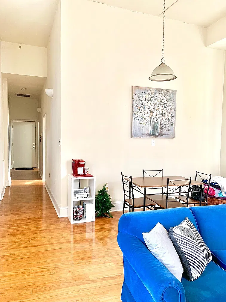 2 bed, 1.5 bath, 1200 sqft, $2,000 — Photo 1