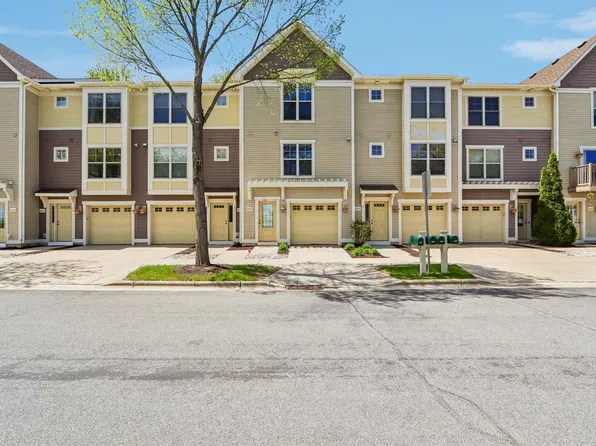 6007 Big Dipper Drive, Madison, WI 53718
