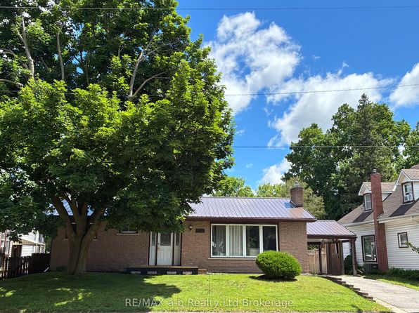 318 Broadway St, Tillsonburg, ON N4G 3S1