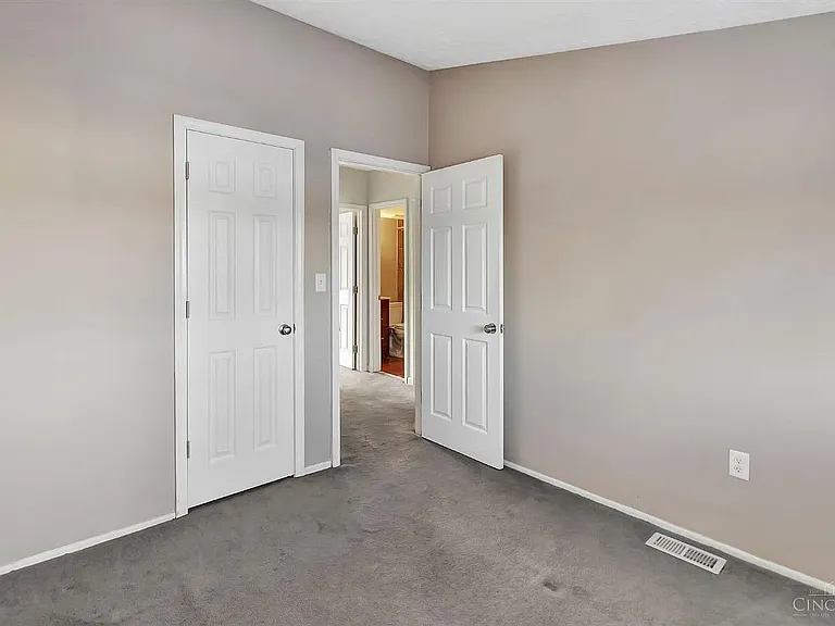 7752 Montgomery Rd #53 — Photo 19