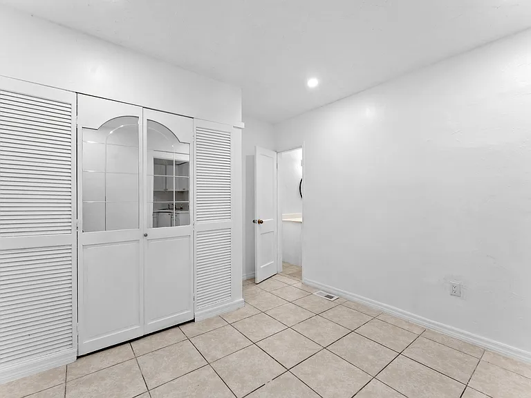 1550 S Atlantic Ave #N — Photo 7