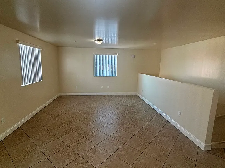 9031 S Avalon Blvd — Photo 3