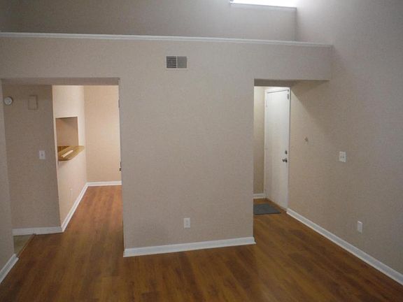 4th image of 4400 Sharon Chase Dr APT G