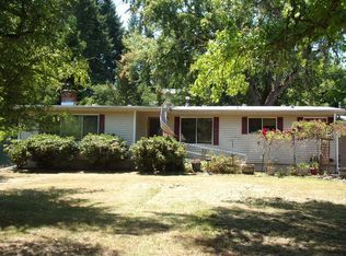 713 Little River Rd, Glide, OR 97443
