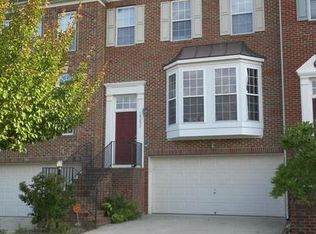 19255 Kepharts Mill Ter, Leesburg, VA 20176