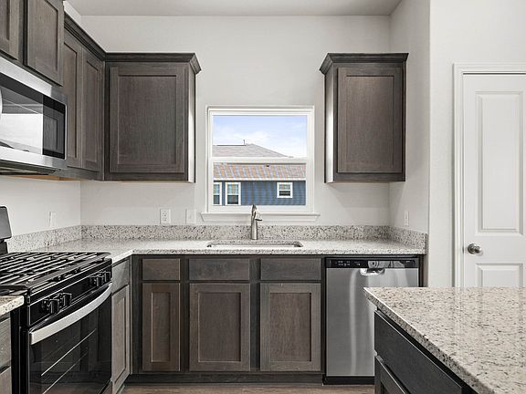 3rd image of 9609 Logan Square Dr
