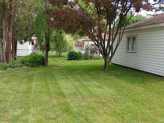 4th image of 20505 Sunnydale St