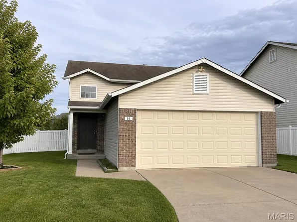 16 Ramblewood Ct, Wentzville, MO 63385