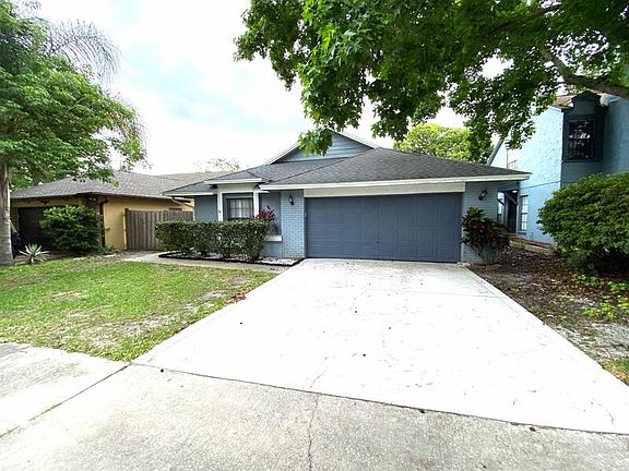 3rd image of 1056 Gwyn Cir