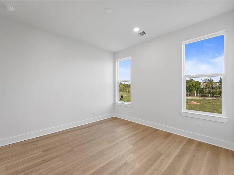 5317 Teodoro Ln — Photo 23
