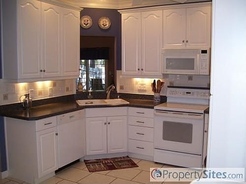 4th image of 818 E Willow Point Pl