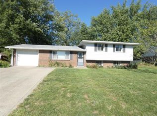 8734 Lynbrook Dr, Indianapolis, IN 46219