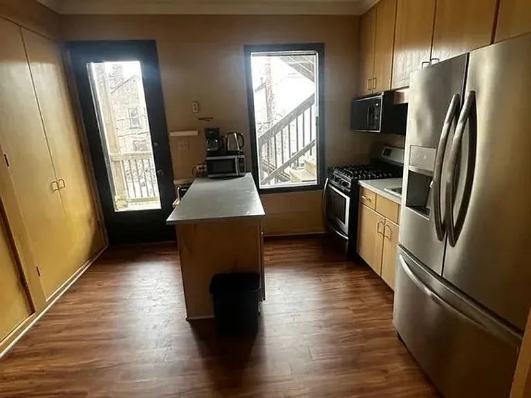 729 S Aiken Ave — Photo 3