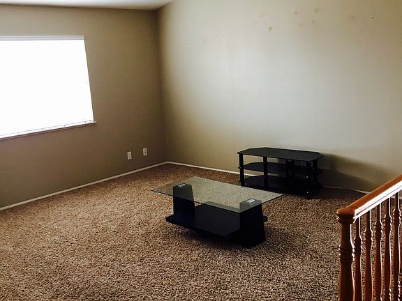4th image of 8315 Manuel Cia Ct NE