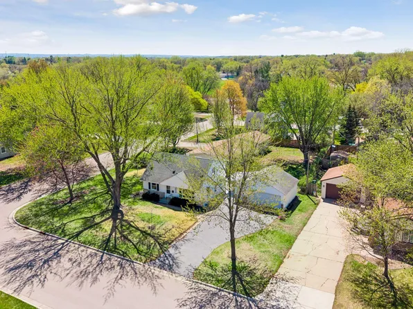 8316 Upton Ave S, Bloomington, MN 55431