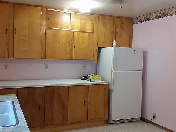 2nd image of 1029 W 7th St