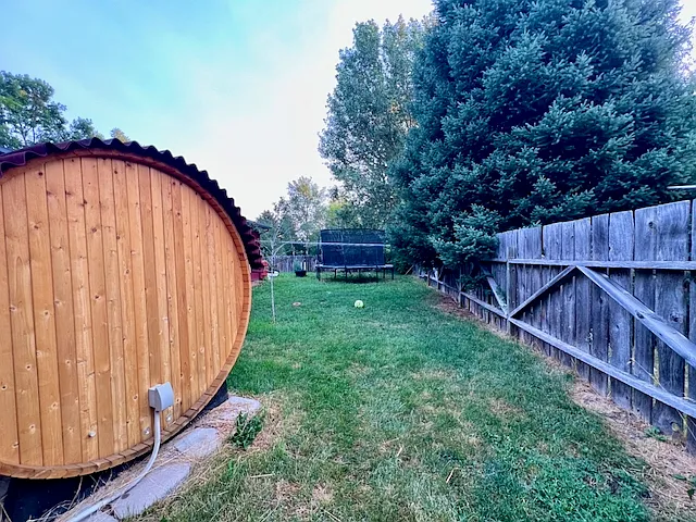 2512 Landoe Ave — Photo 7