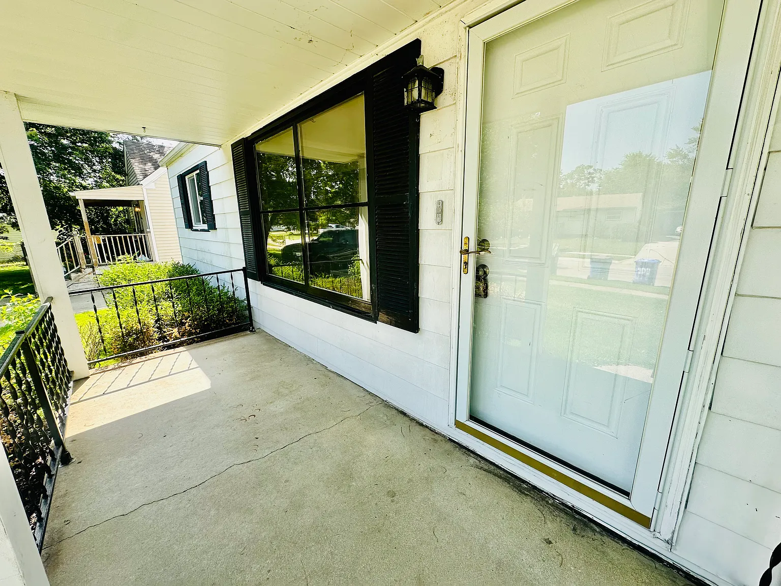 3 bed, 1274 sqft, $1,600 — Photo 3